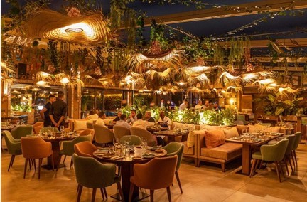 Repas avec spectacle